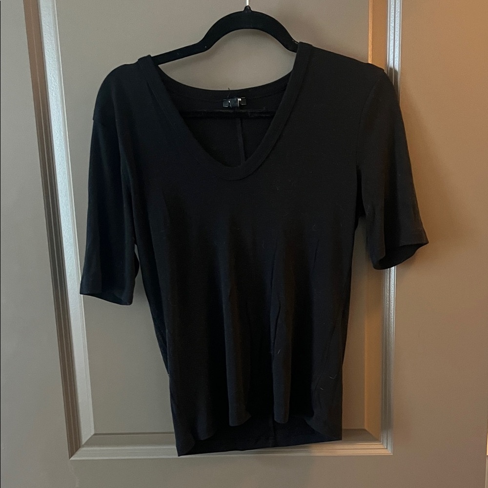 Express Classic Black Long Sleeve Tee